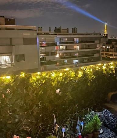 Nice Loft With Romantic View Over The Eiffel Tower Parigi Esterno foto